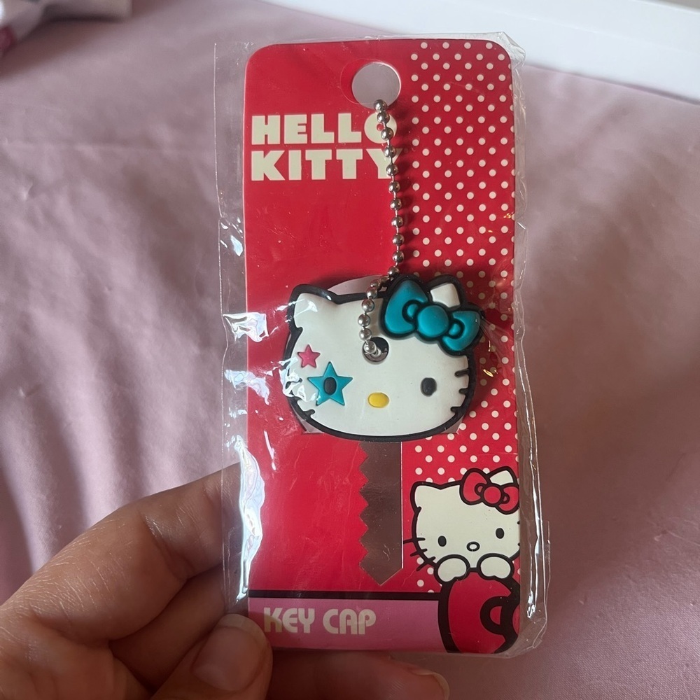 Hello Kitty Key Cap with Teal Bow